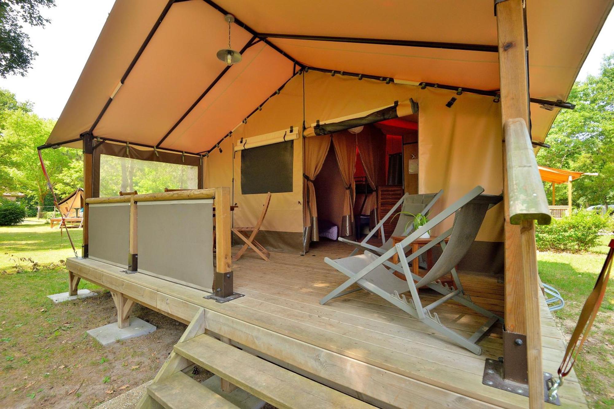 Camping Etang De La Vallee Combreux Ruang foto